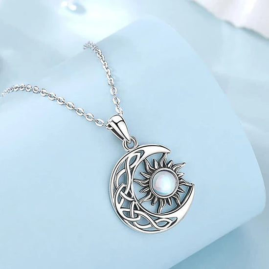 Huitan Aesthetic Sun and Moon Design Women&